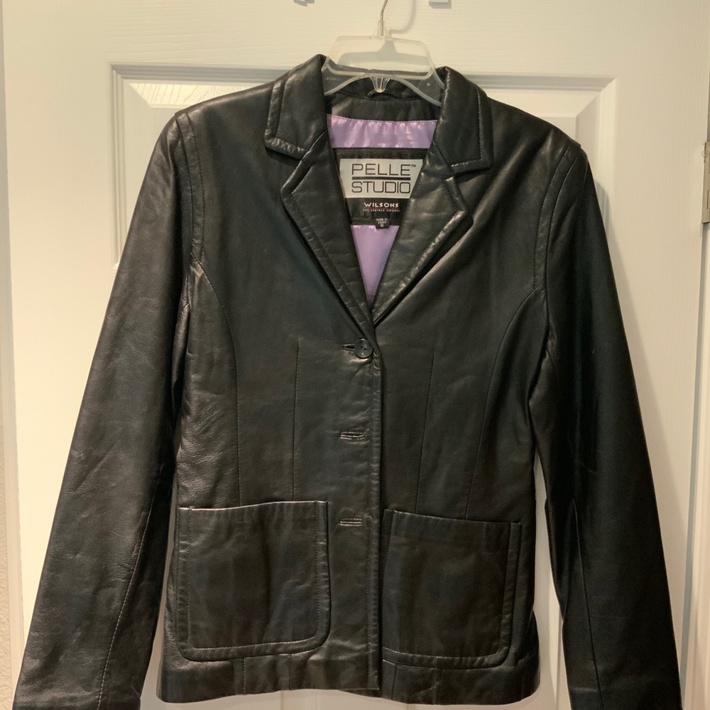 Wilsons Pelle Studio leather jacket. Size S.
